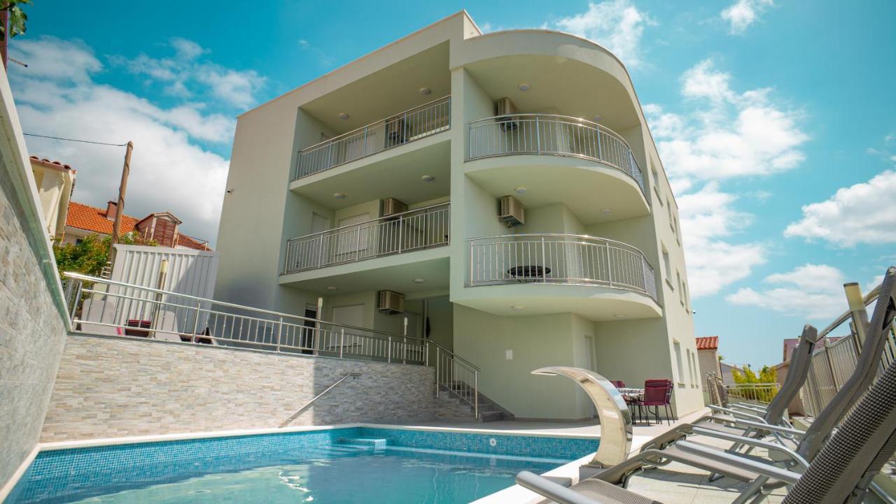 Trogir-Luxury Villa Sapphirus سيغيت فغانييتْسا المظهر الخارجي الصورة