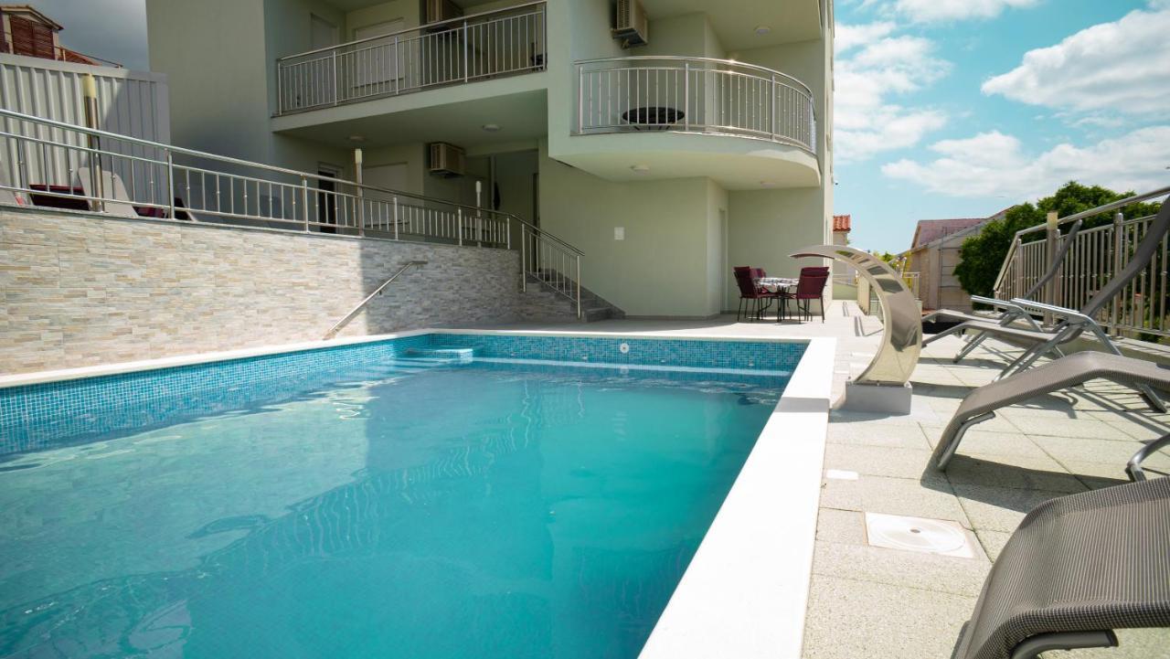 Trogir-Luxury Villa Sapphirus سيغيت فغانييتْسا المظهر الخارجي الصورة